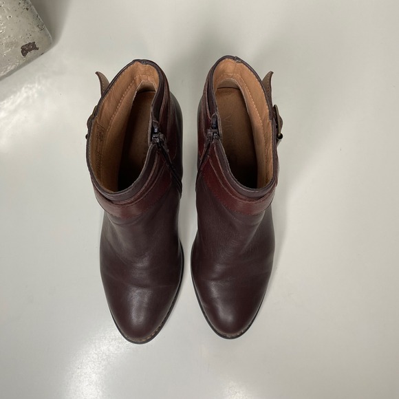 Vionic Trinity Burgundy Leather Ankle Boots Side Zip Cottagecore Size 9 - Picture 5 of 11